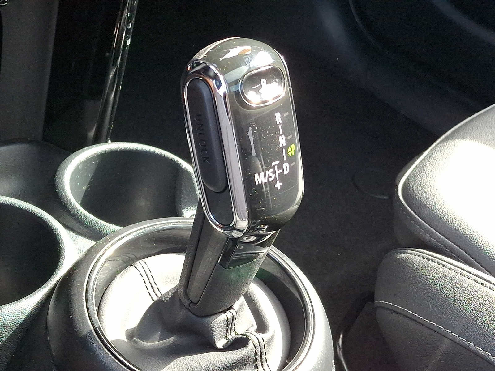 Used 2024 MINI Cooper S FWD image 13