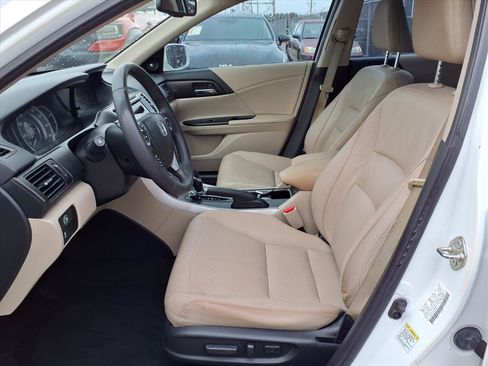 Used 2015 Honda Accord EX-L image 18
