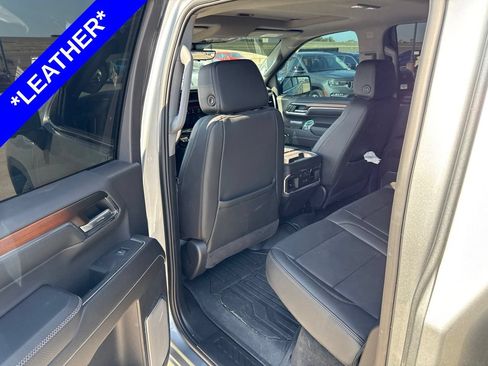 Used 2024 GMC Sierra 1500 Denali w/ Technology Package AWD/4WD image 7