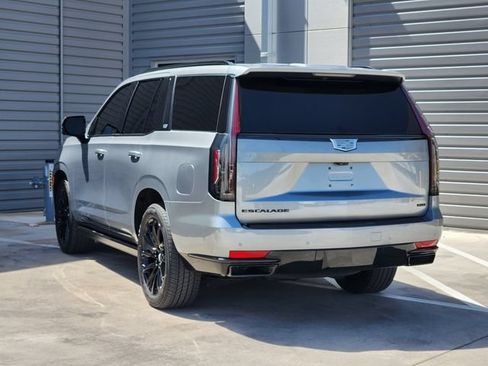 Used 2024 Cadillac Escalade Sport w/ LPO, ONYX Package AWD/4WD image 6