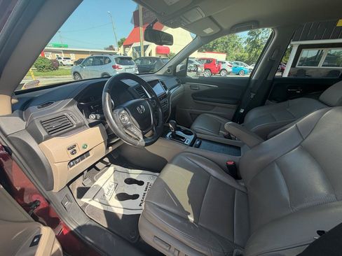 Used 2017 Honda Ridgeline RTL-T image 8