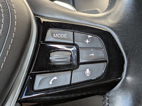 Used 2019 BMW 540i w/ Convenience Package RWD image 28