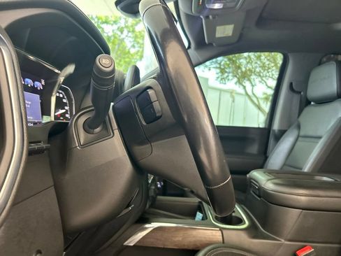 Used 2020 GMC Sierra 2500 Denali w/ Denali Ultimate Package AWD/4WD image 54