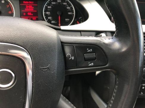 Used 2009 Audi A4 2.0T Premium image 17