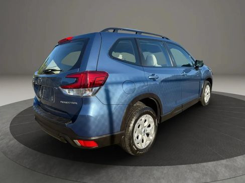 Used 2022 Subaru Forester AWD/4WD image 5