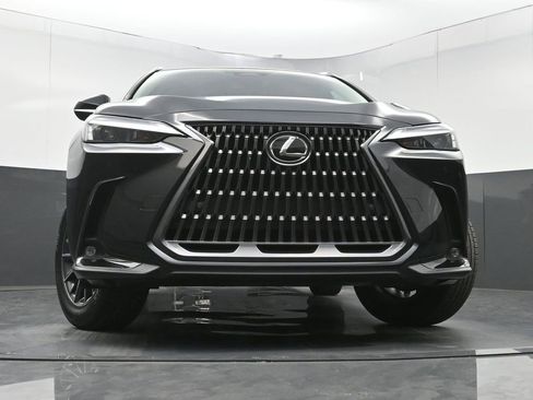 Used 2024 Lexus NX 250 FWD w/ Towing Package (2000 Lbs) image 24