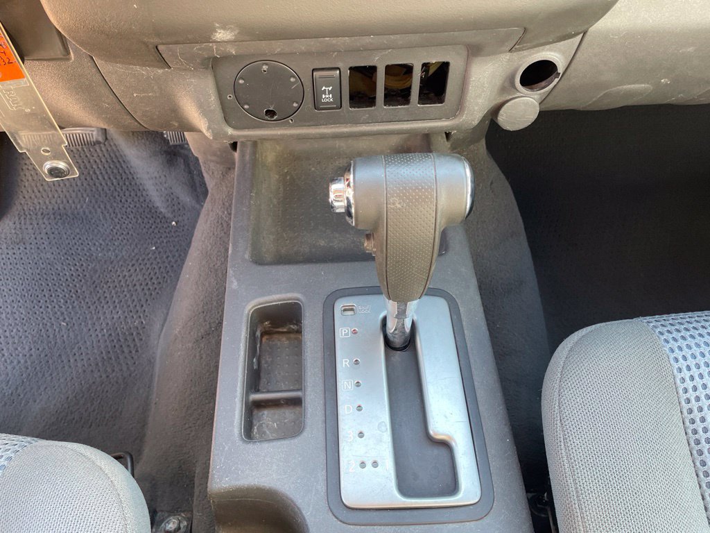 Used 2008 Nissan Frontier NISMO w/ Moonroof Pkg RWD image 12