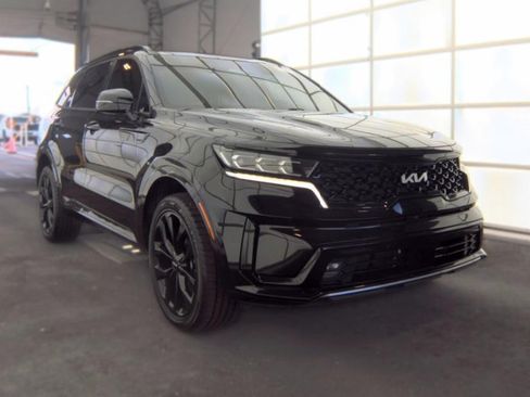 Used 2023 Kia Sorento SX AWD/4WD image 7