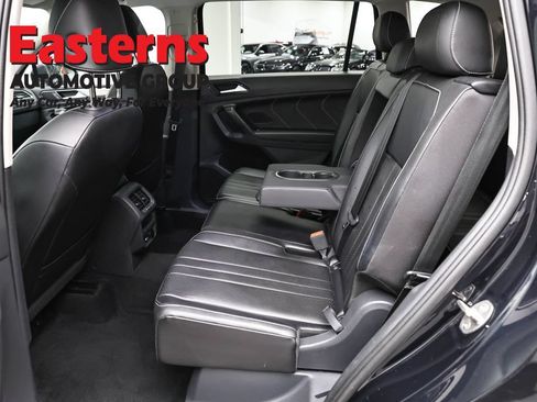 Used 2024 Volkswagen Tiguan SE FWD image 19