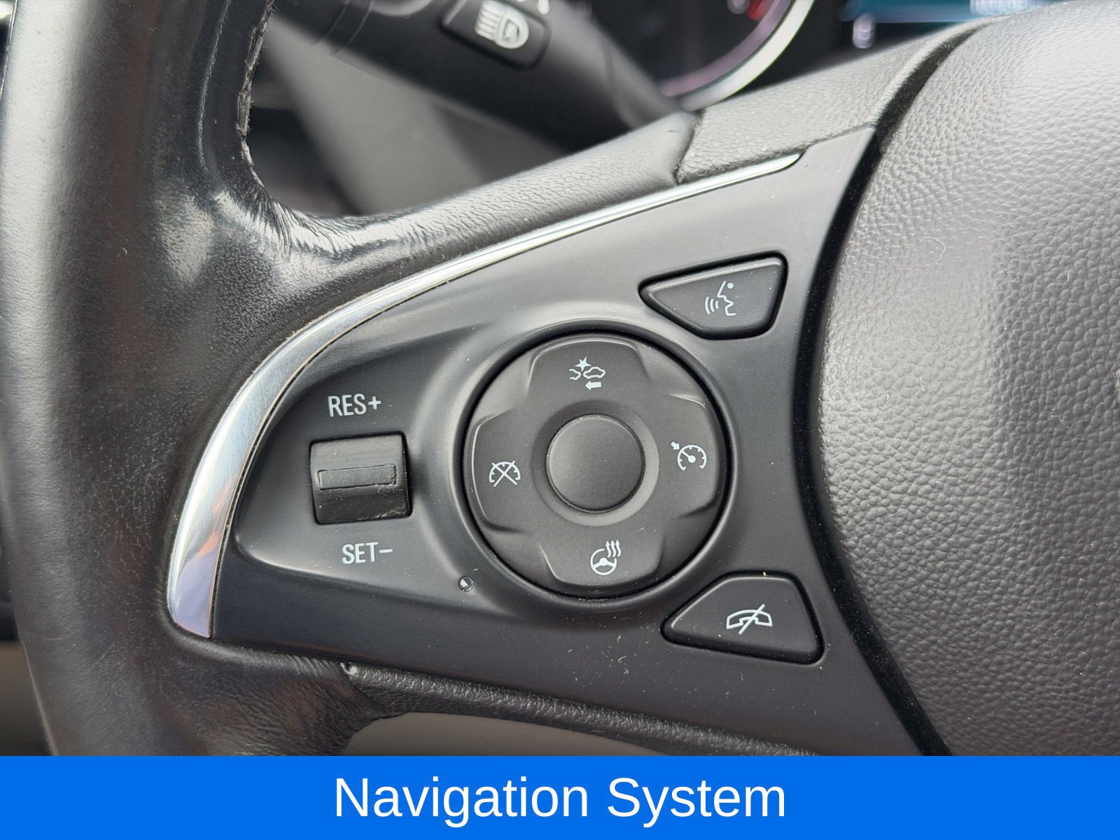 Used 2018 Buick Enclave Premium w/ Experience Buick Package AWD/4WD image 23