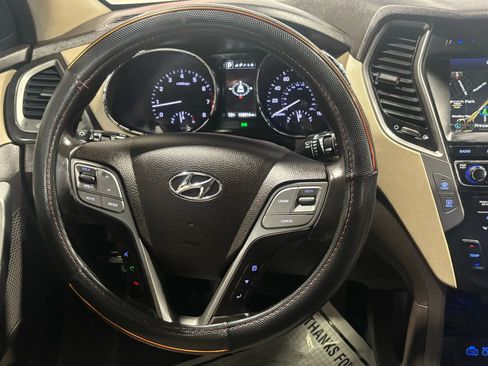 Used 2017 Hyundai Santa Fe Sport w/ 2.4L Tech Package 04 image 17