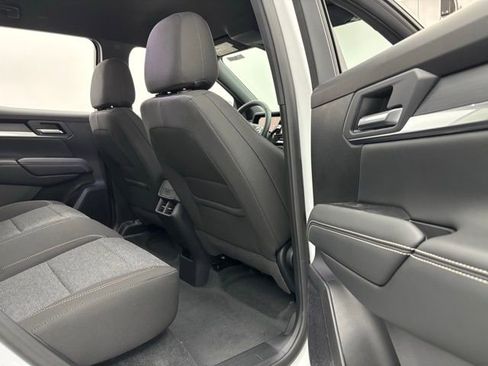 New 2026 GMC Terrain Elevation w/ Technology Package II FWD image 32