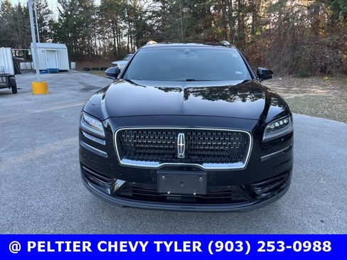 Used 2020 Lincoln Nautilus Reserve w/ Equipment Group 202A image 2