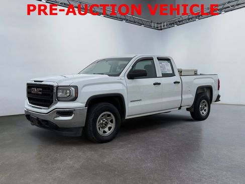 Used 2017 GMC Sierra 1500 4x4 Double Cab w/ Sierra Convenience Package image 7