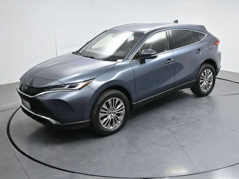 Used 2022 Toyota Venza XLE AWD/4WD image 70