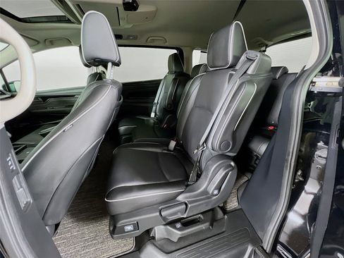 Used 2025 Honda Odyssey Touring image 24