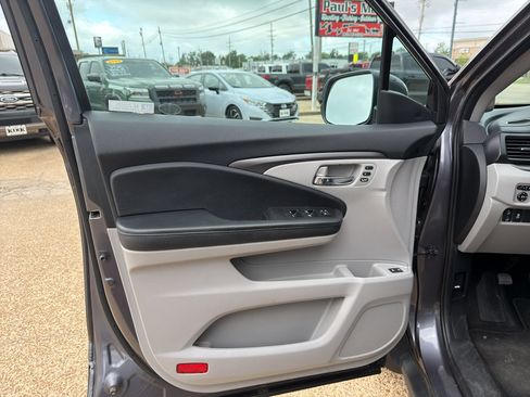 Used 2022 Honda Pilot EX-L image 19