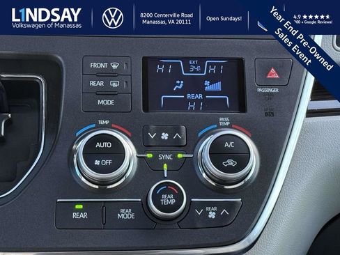 Used 2018 Toyota Sienna XLE image 16