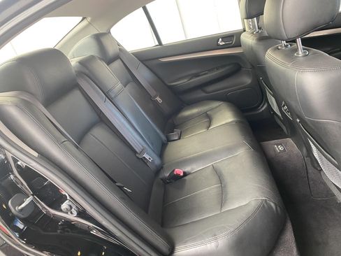 Used 2011 INFINITI G37 x Sedan AWD/4WD image 12