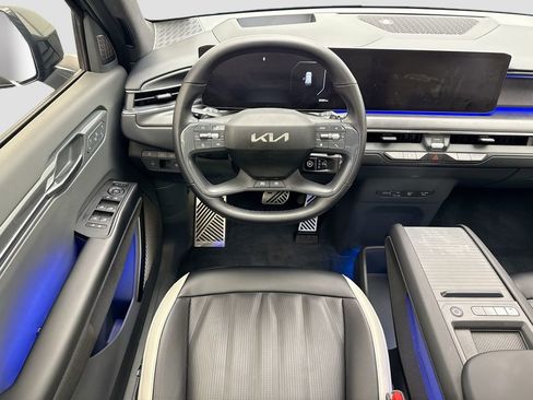 Used 2024 Kia EV9 GT-Line image 10