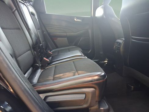 Used 2025 Ford Escape ST-Line FWD image 29