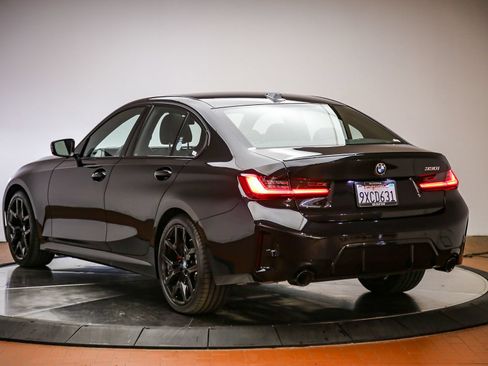 Used 2026 BMW 330i Sedan w/ M Sport Package RWD image 2