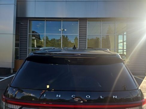 Used 2023 Lincoln Aviator Reserve w/ Equipment Group 201A RWD image 6