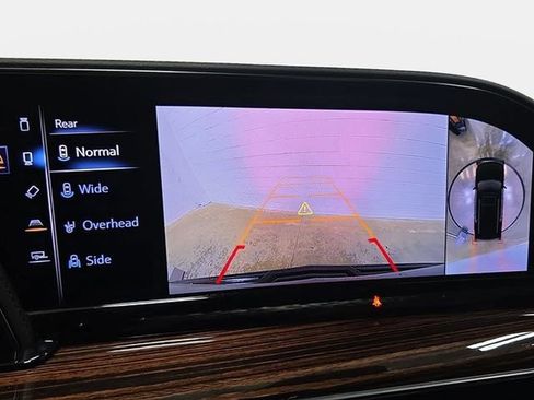 Used 2022 Cadillac Escalade Premium Luxury AWD/4WD image 23