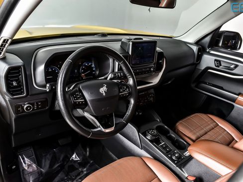 Used 2023 Ford Bronco Sport Heritage Limited image 17