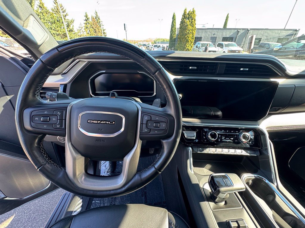 Used 2024 GMC Sierra 1500 Denali AWD/4WD image 25