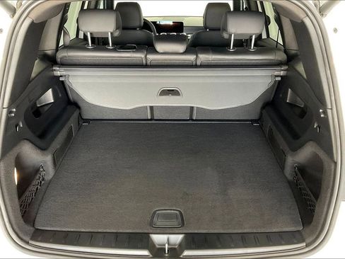 Used 2026 Mercedes-Benz GLB 250 4MATIC image 34