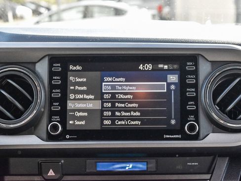 Used 2021 Toyota Tacoma TRD Sport image 14