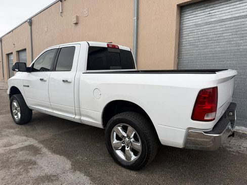 Used 2010 Dodge Ram 1500 Truck SLT image 3