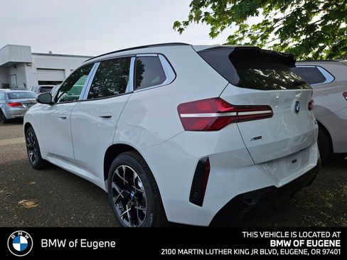 New 2026 BMW X3 xDrive30 w/ M Sport Package AWD/4WD image 5