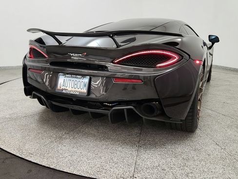 Used 2017 McLaren 570S RWD image 21