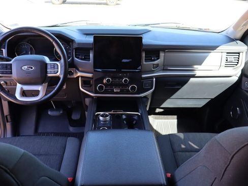 Used 2022 Ford Expedition Max XLT AWD/4WD image 12