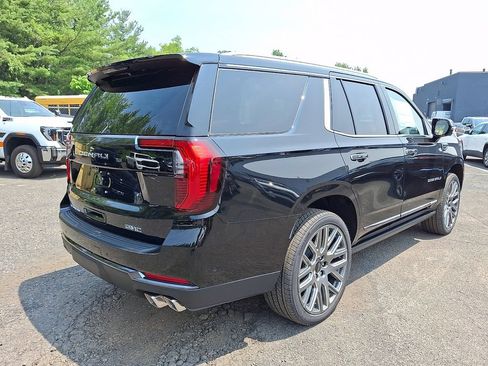 New 2026 GMC Yukon Denali Ultimate AWD/4WD image 4