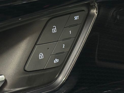 Used 2024 Chevrolet Blazer EV RS image 36