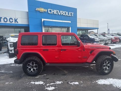 Used 2021 Jeep Wrangler Unlimited Rubicon image 2