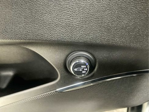 Used 2024 Buick Enclave Essence w/ Experience Buick Package image 13