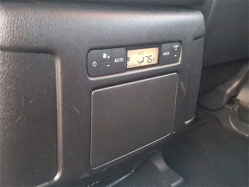 Used 2022 Nissan Armada SL w/ Midnight Edition Package image 11