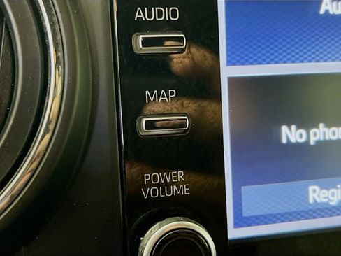 Used 2023 Toyota Tacoma TRD Off-Road image 13