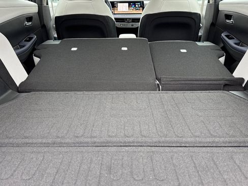 New 2026 Nissan Leaf Platinum+ w/ Cargo Package (Platinum+) image 12