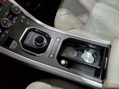 Used 2017 Land Rover Range Rover Evoque HSE image 37