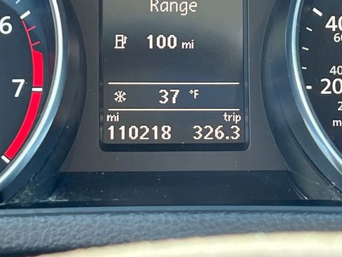 Used 2016 Volkswagen Passat 1.8T SE w/ Lighting Package image 21