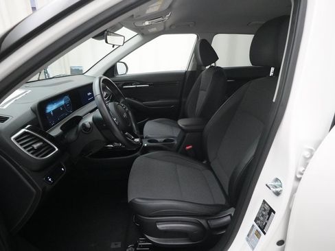 Certified 2024 Kia Seltos X-Line image 7