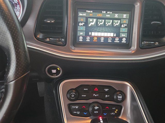 Used 2022 Dodge Challenger GT RWD image 19