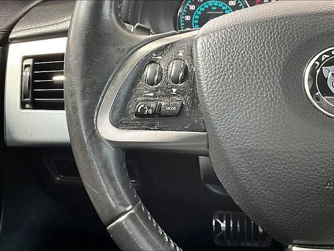 Used 2015 Jaguar XF Portfolio RWD image 17