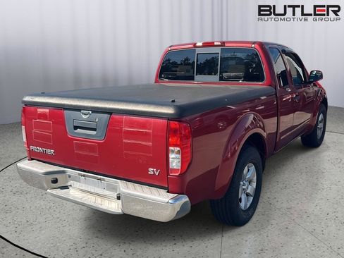 Used 2012 Nissan Frontier SV image 9