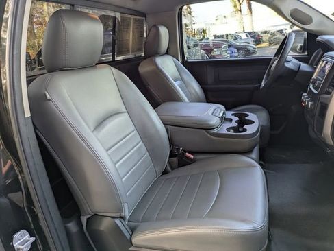 Used 2016 RAM 1500 Tradesman w/ Chrome Appearance Group image 17